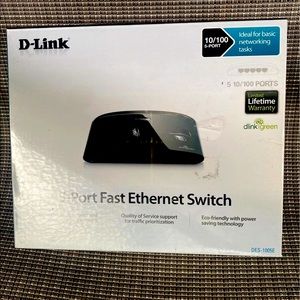 NEW in package D-Link Wired Desktop Ethernet Network Switch Splitter